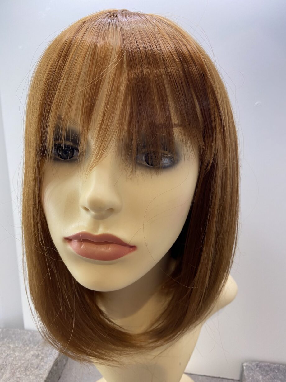 Auburn mid length wig. Rms301