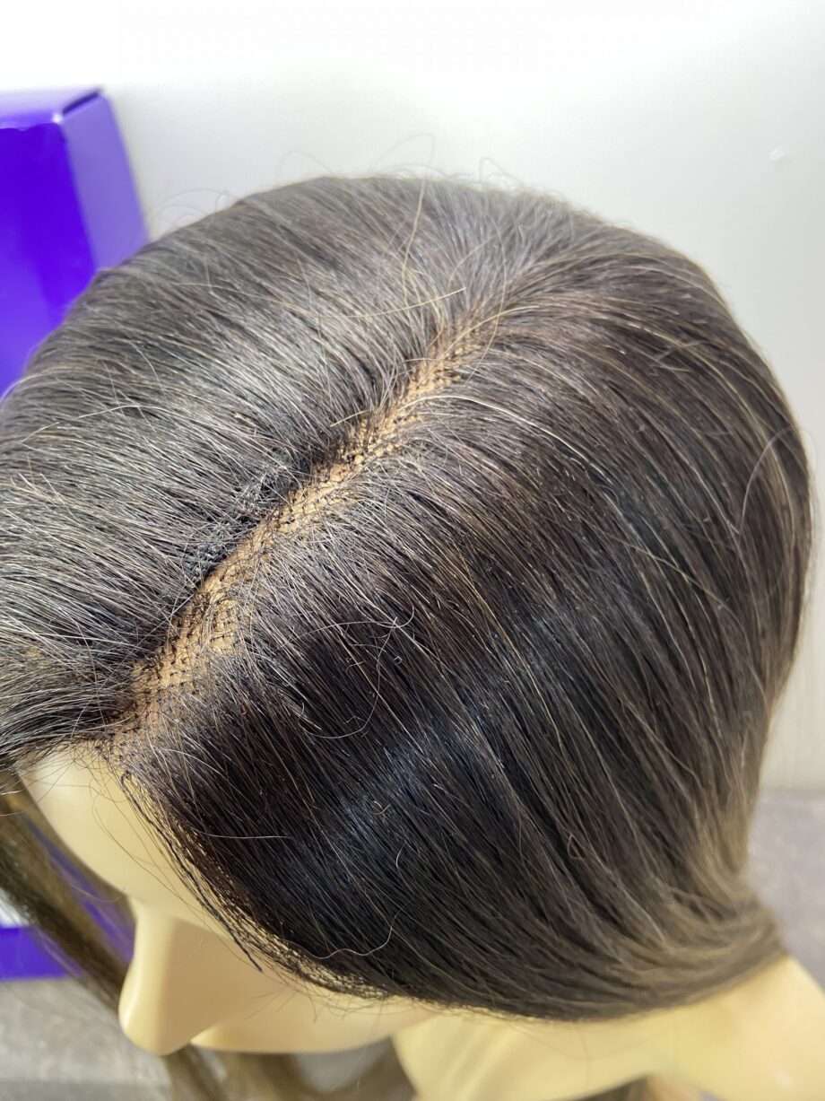 Sleek very long rooted wig. Bbrls183