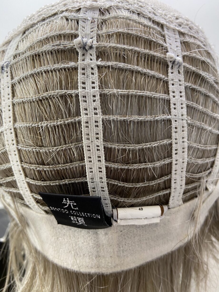 Ash blonde super soft wig. Bblss202