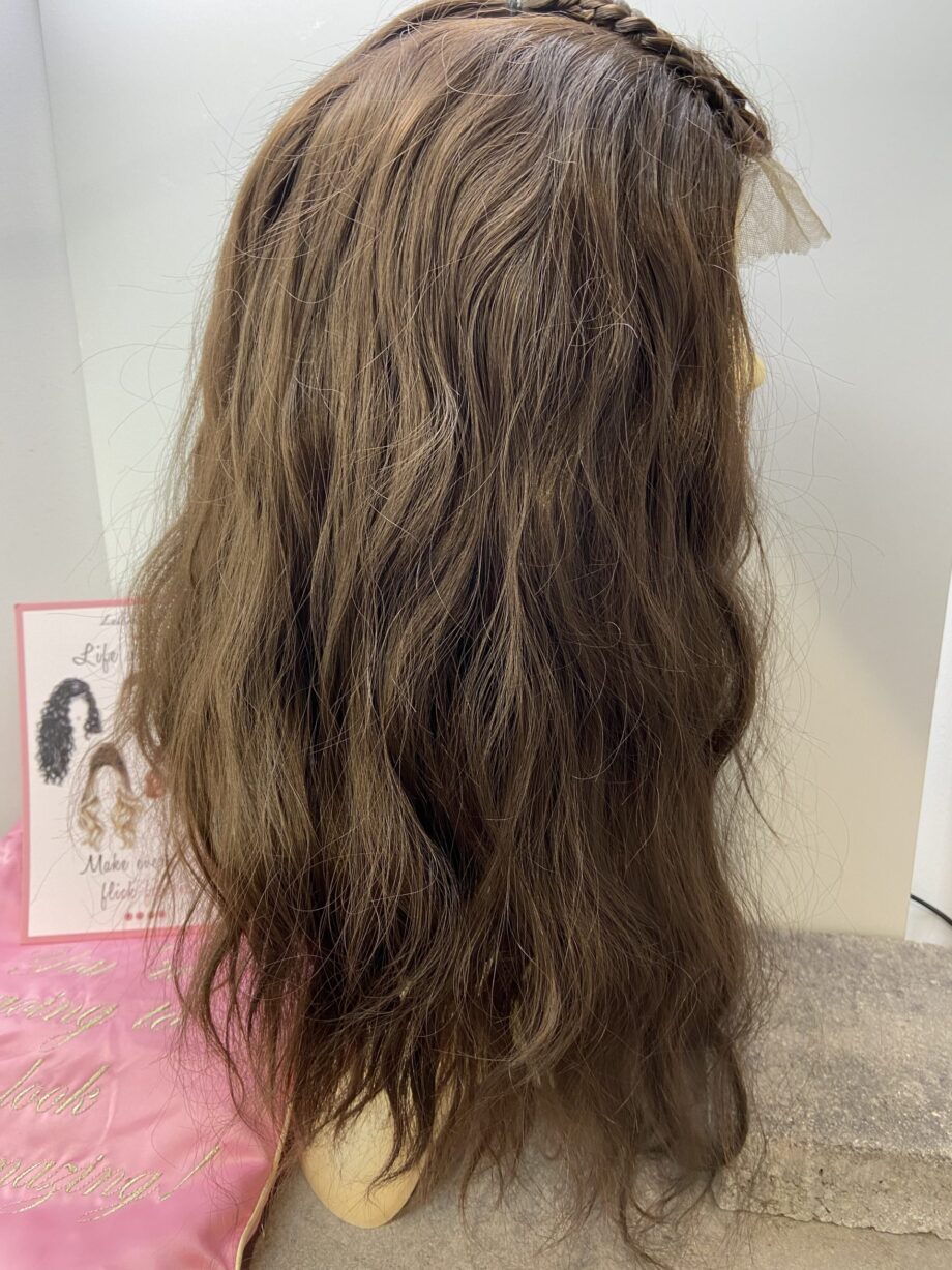 Extra long wavy soft cap brown wig. Brlc49