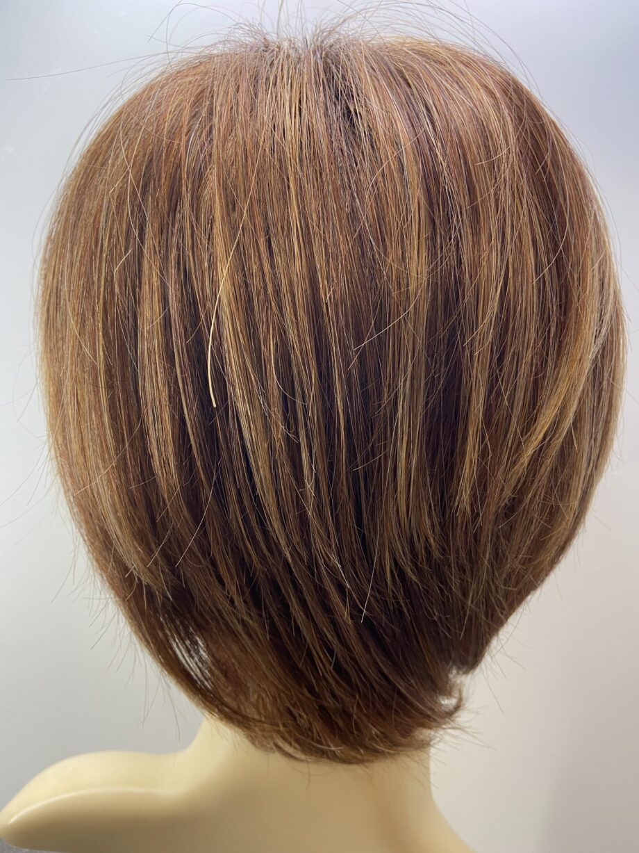 Copper short stylish wig. Brss314