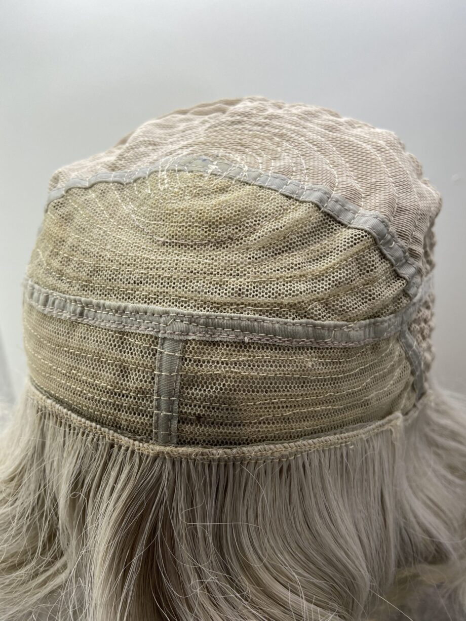 Silver long curly wig. Soft cap. Glc317