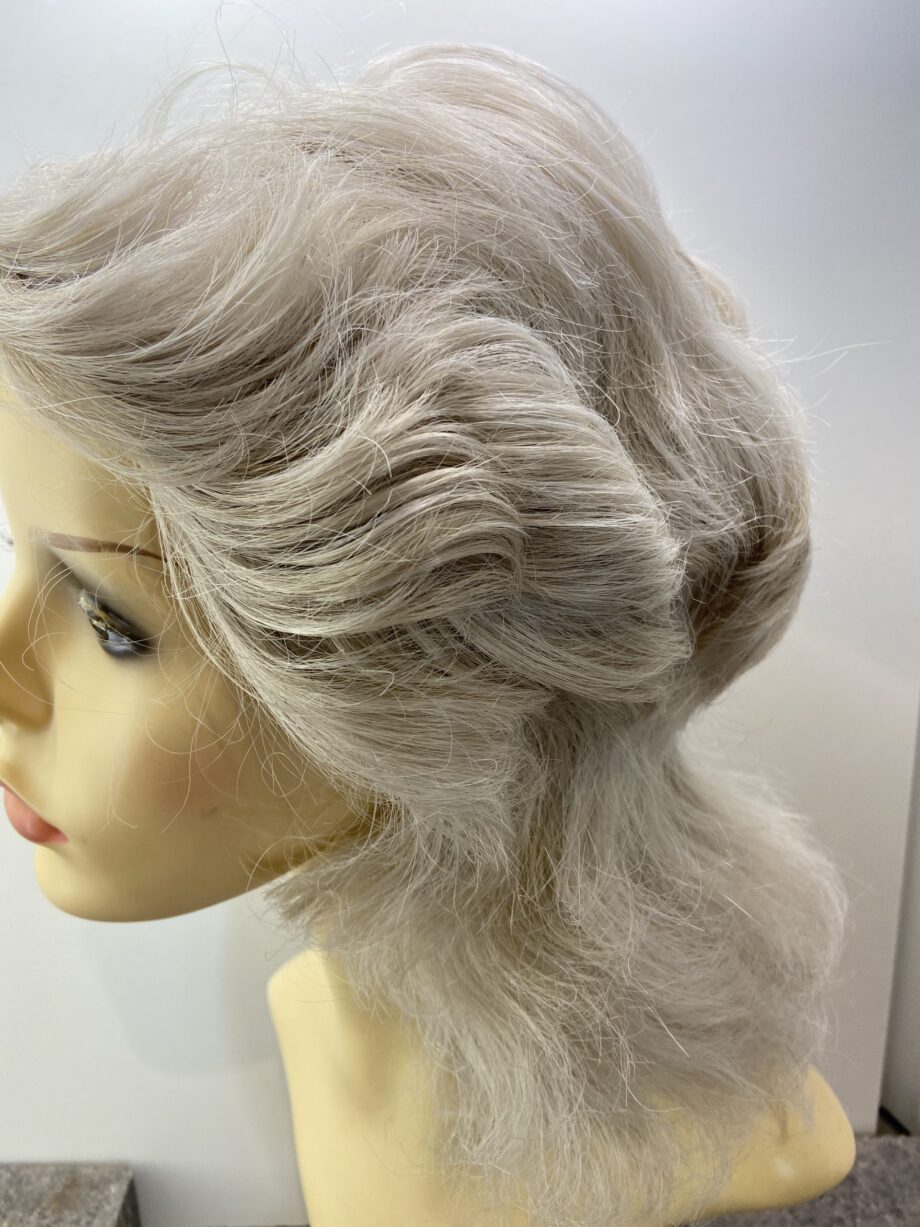 Silver long curly wig. Soft cap. Glc317