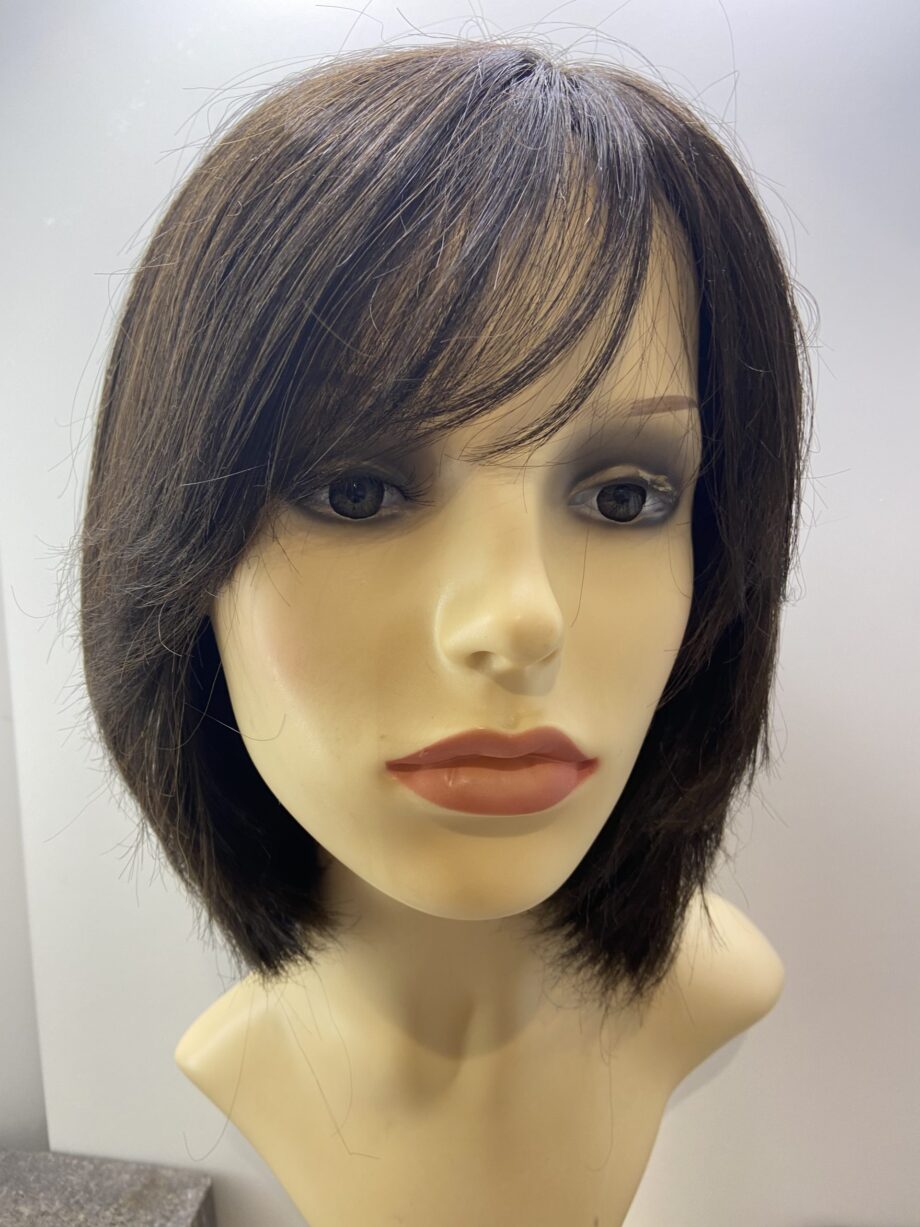 Dark shiny brown wig. Brms312