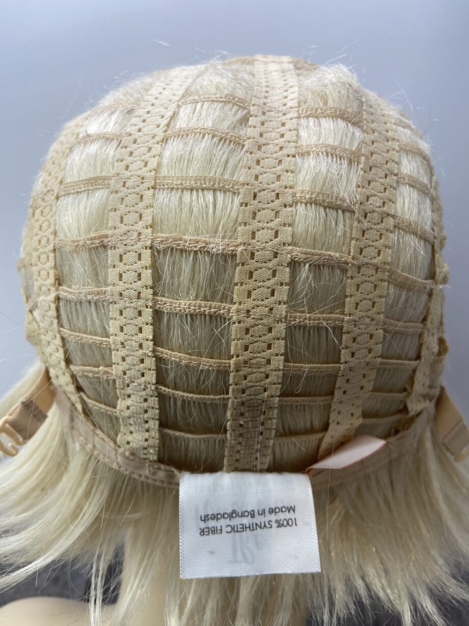Multi coloured blonde wig. Blms59