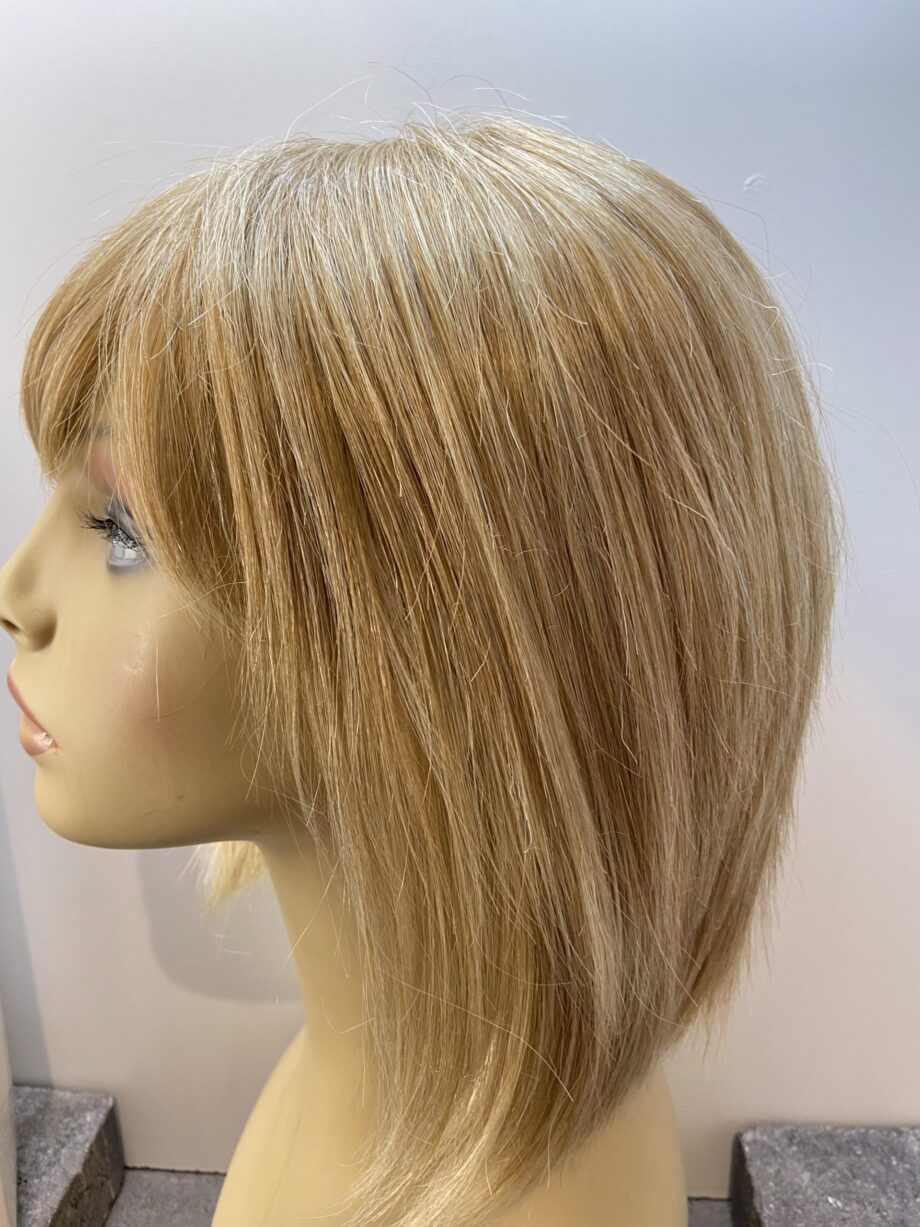 Soft cap feather blonde wig. Bblms216