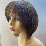 Brown shiny wig. Brms28
