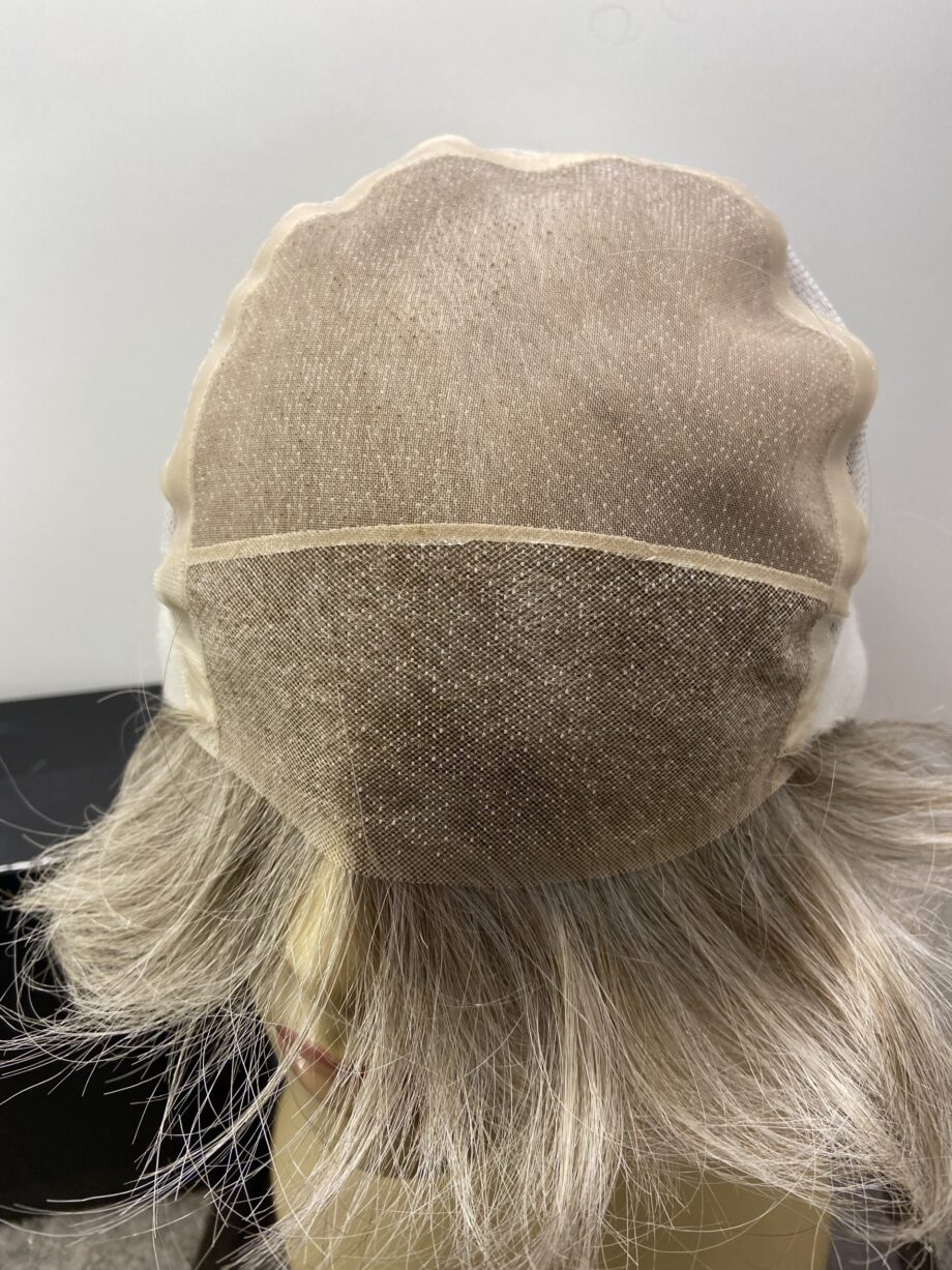 Ash blonde super soft wig. Bblss202