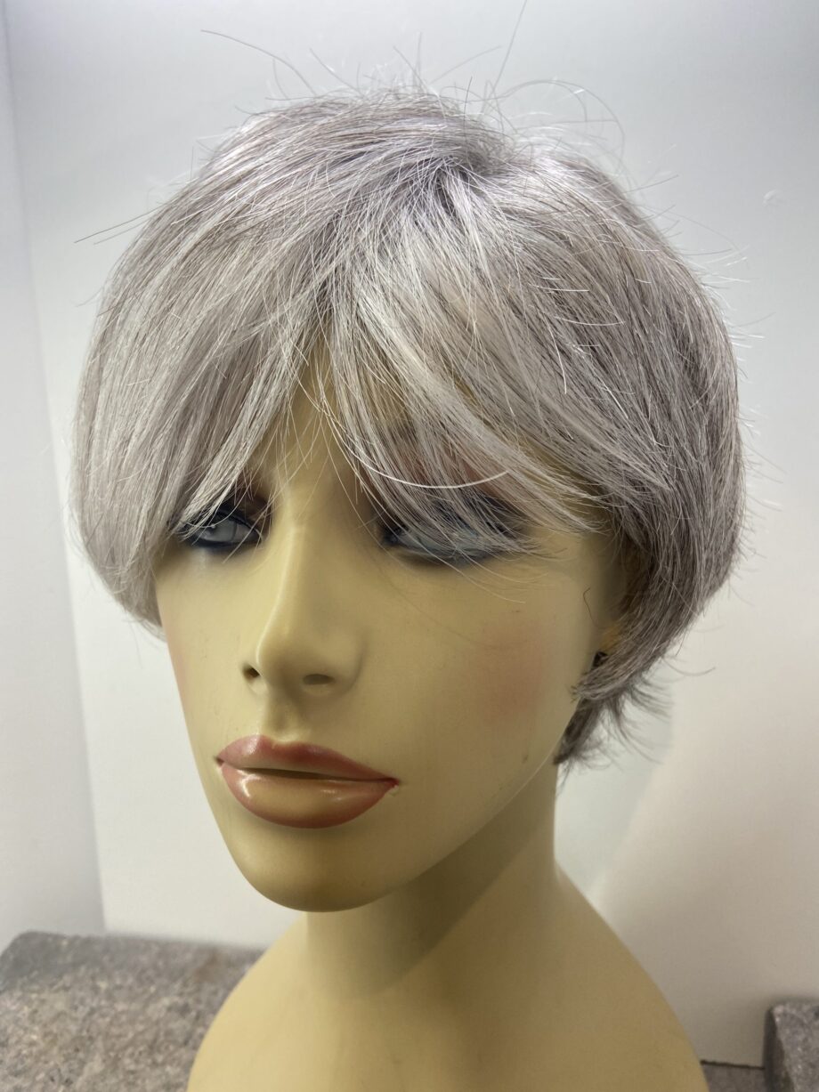 Salt and pepper wig. Gss327