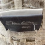 Silver grey short wig. Bsss231
