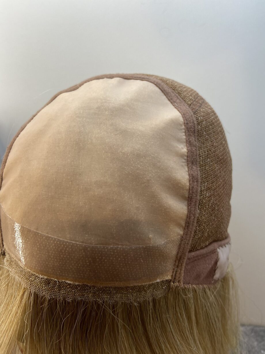 Soft cap feather blonde wig. Bblms216