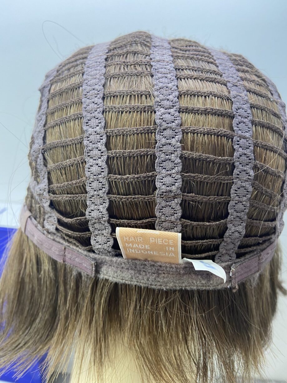 Stunning brown wig. Bbrms241