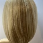 Highlighted blonde long wig. Bllms704