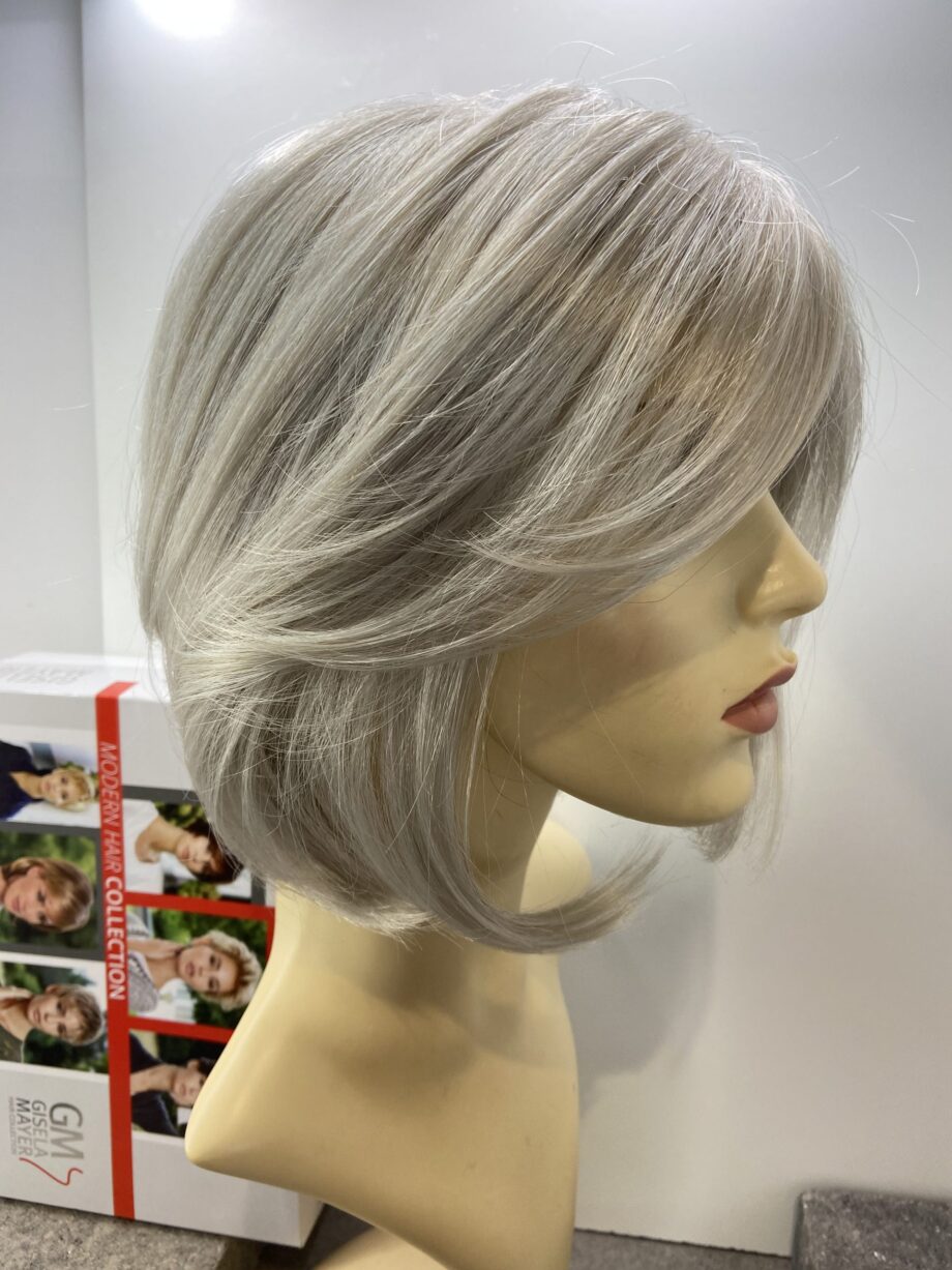 New silver designer wig. Bwms244