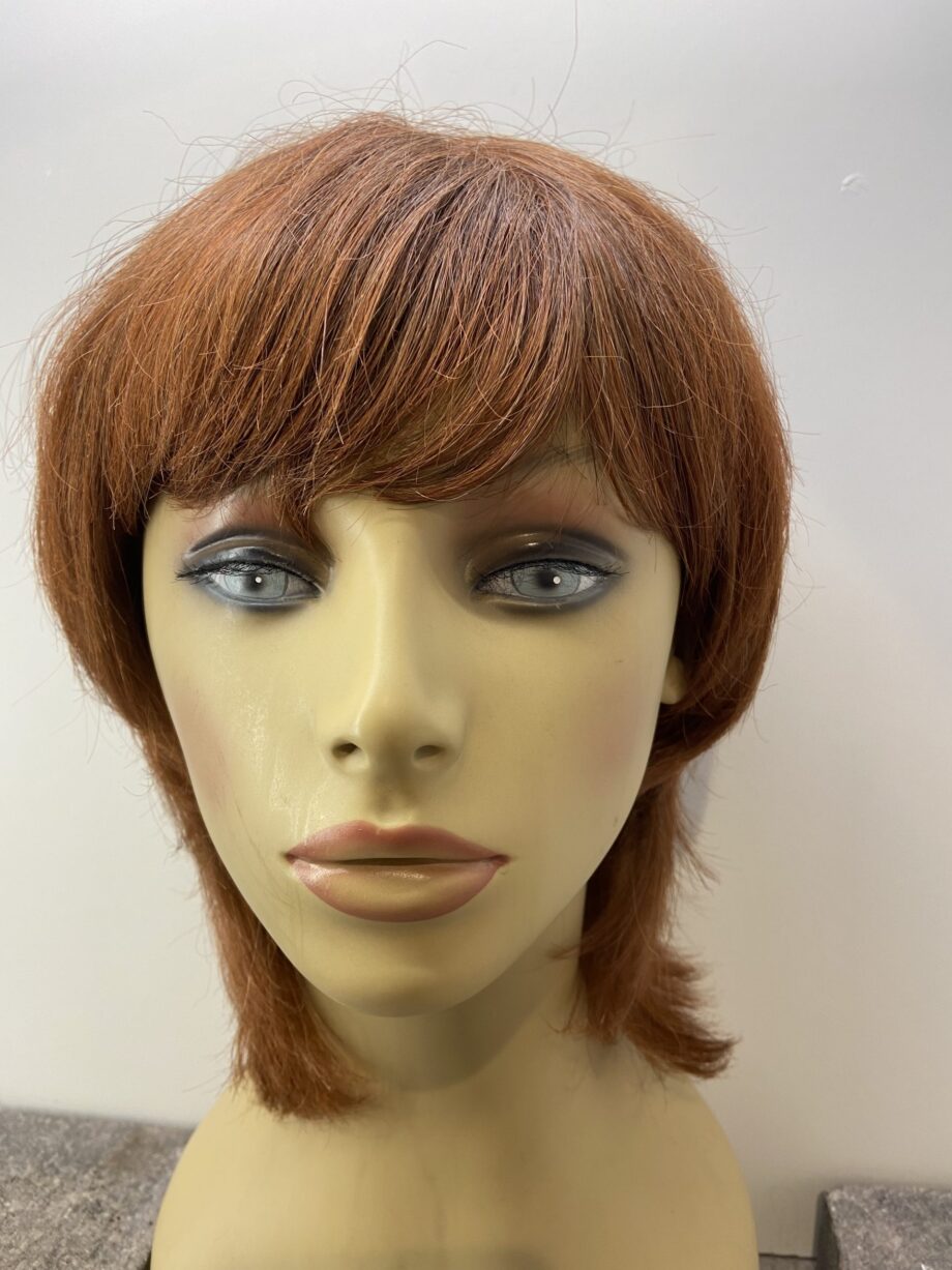 Red mid length wig. Rms337