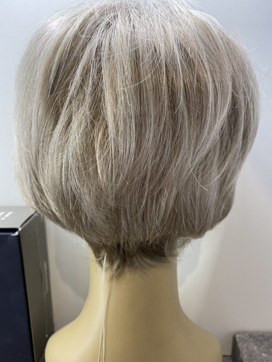 New platinum petite wig. Bgsw248