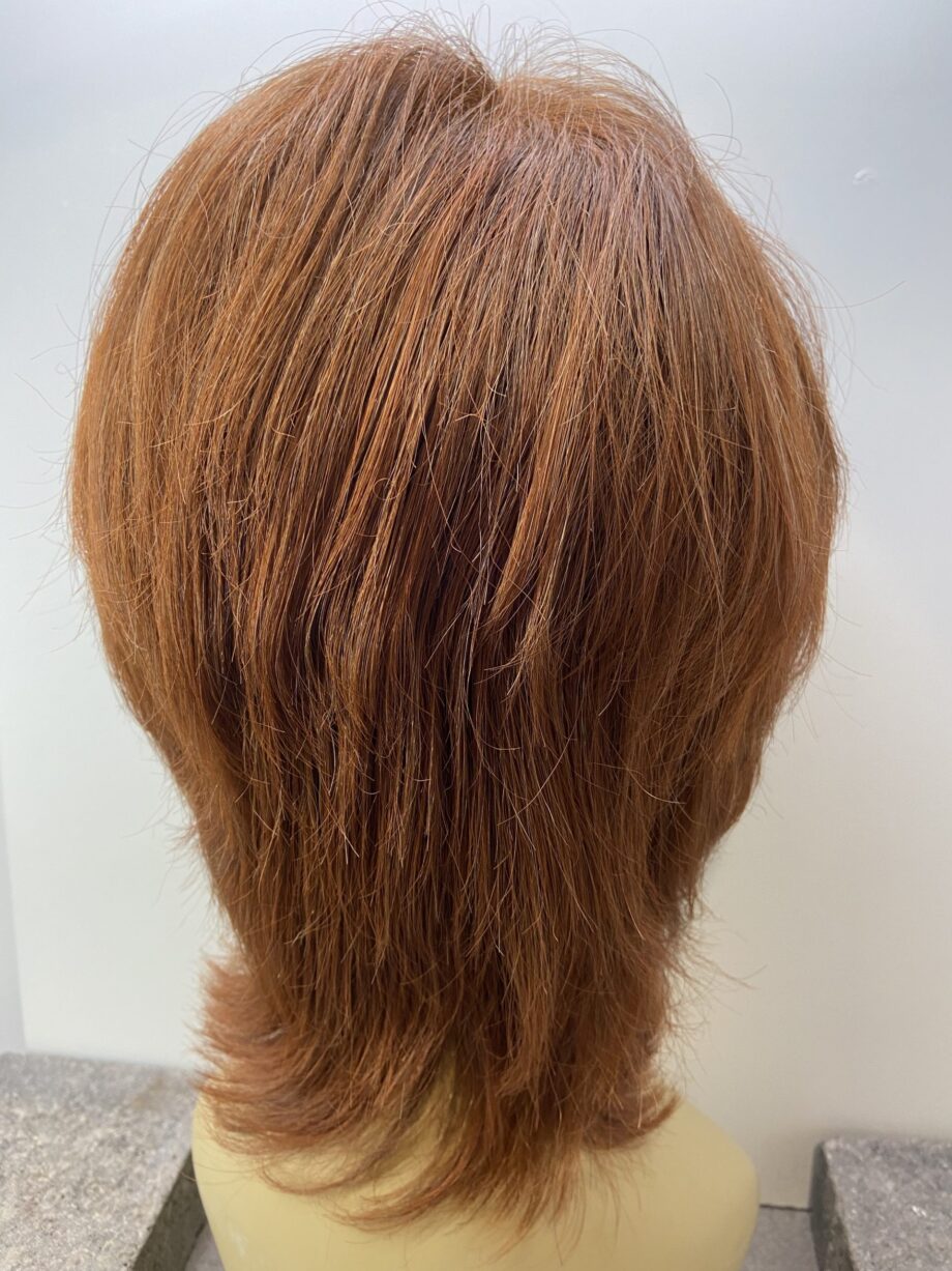 Red mid length wig. Rms337