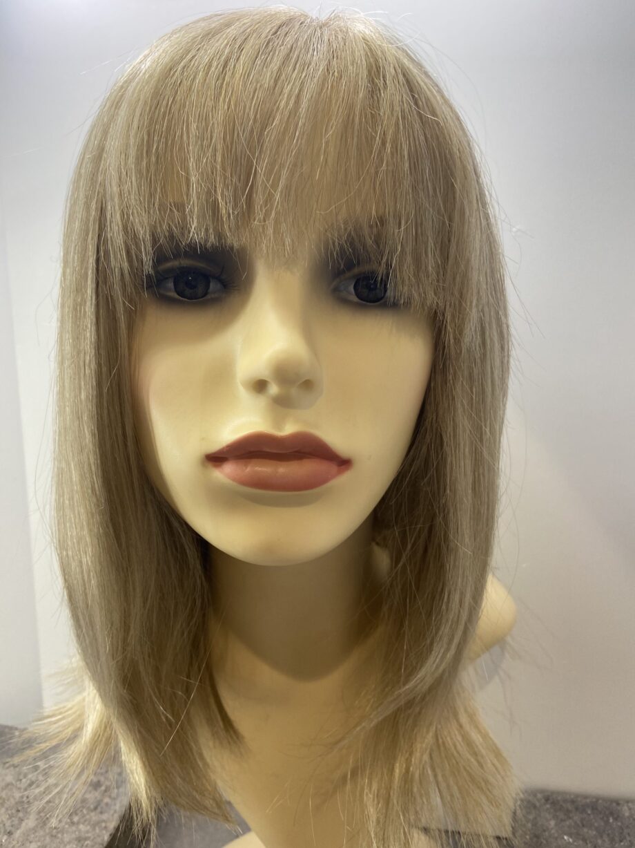 Long soft cap blonde wig. Blls51