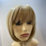 Highlighted blonde long wig. Bllms704