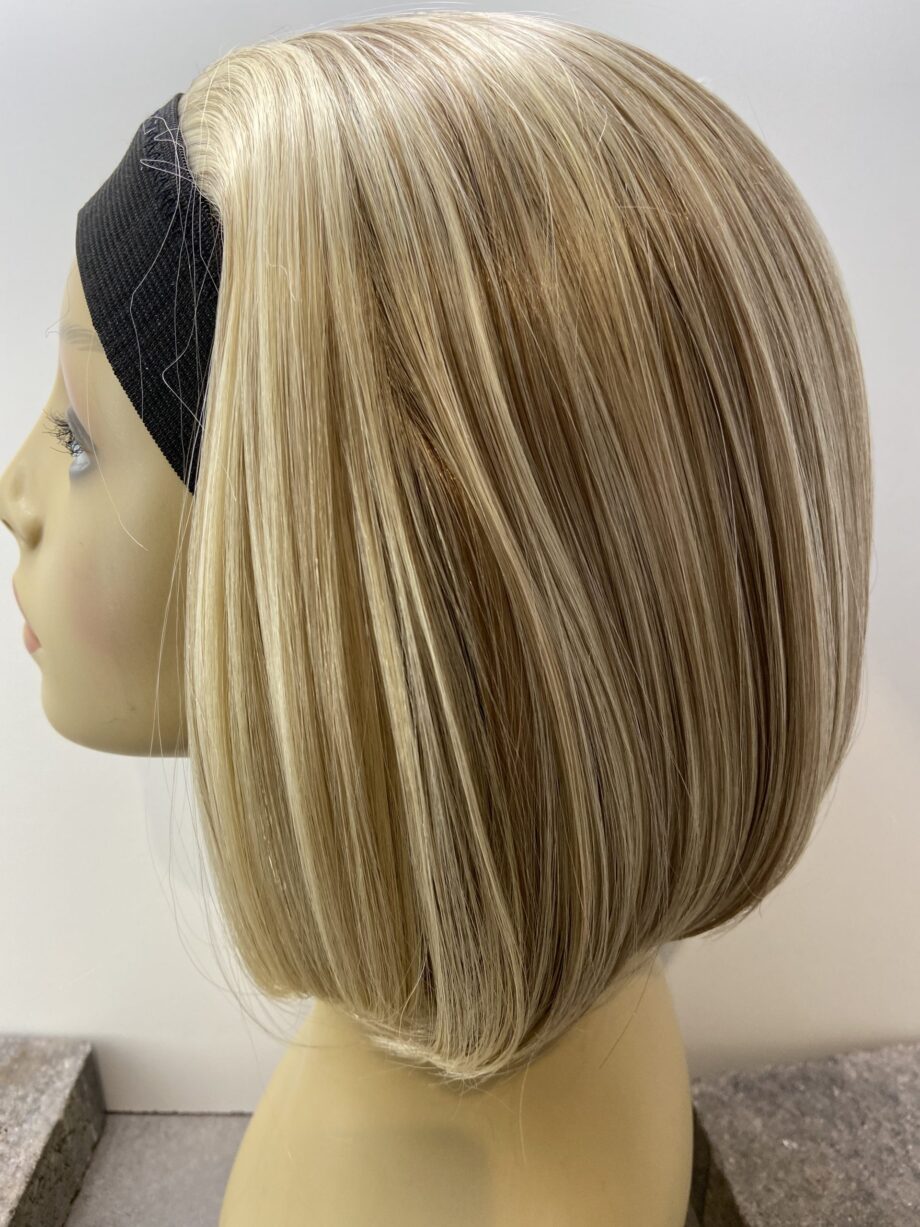 Blonde hair bank stylish wig. Blms702