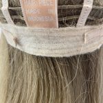 Shiny blonde long wig. Blls54
