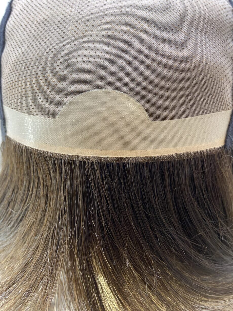 Highlighted brown shiny wig. Bbrms248