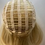 Highlighted blonde long wig. Bllms704