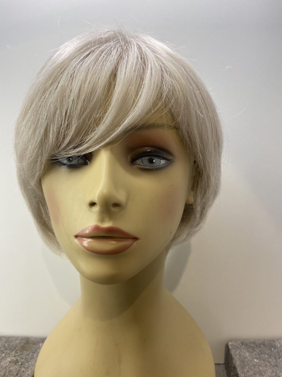 Silver grey soft cap wig. Gms333