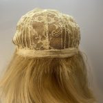 Highlighted blonde long wig. Bllms704