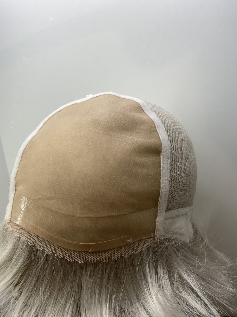 Silver grey soft cap wig. Gms333