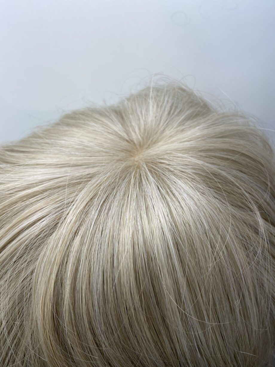 Super soft premium ash blonde wig. Bgsw246 (Copy)