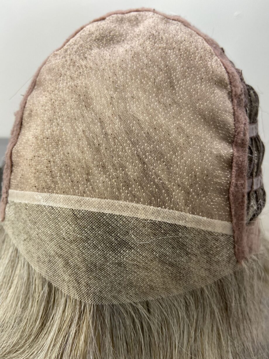 Salt and pepper stunning wig. Bgns243