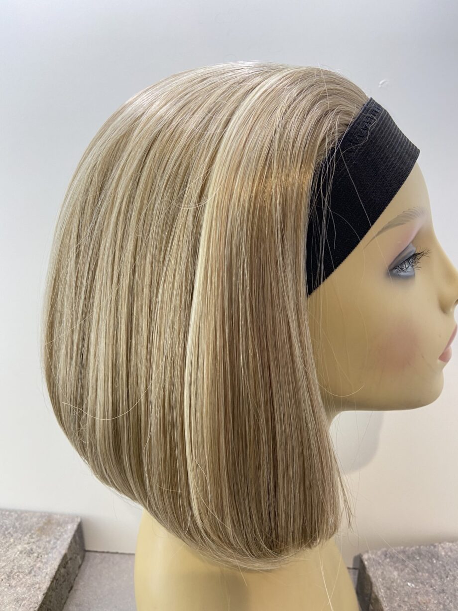 Blonde hair bank stylish wig. Blms702