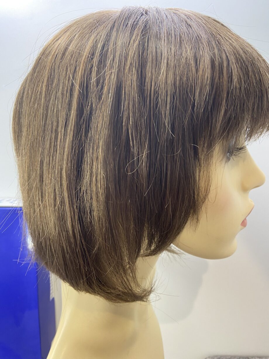 Stunning brown wig. Bbrms241