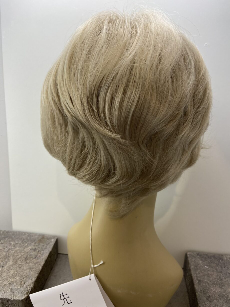 Super soft premium ash blonde wig. Bgsw246 (Copy)