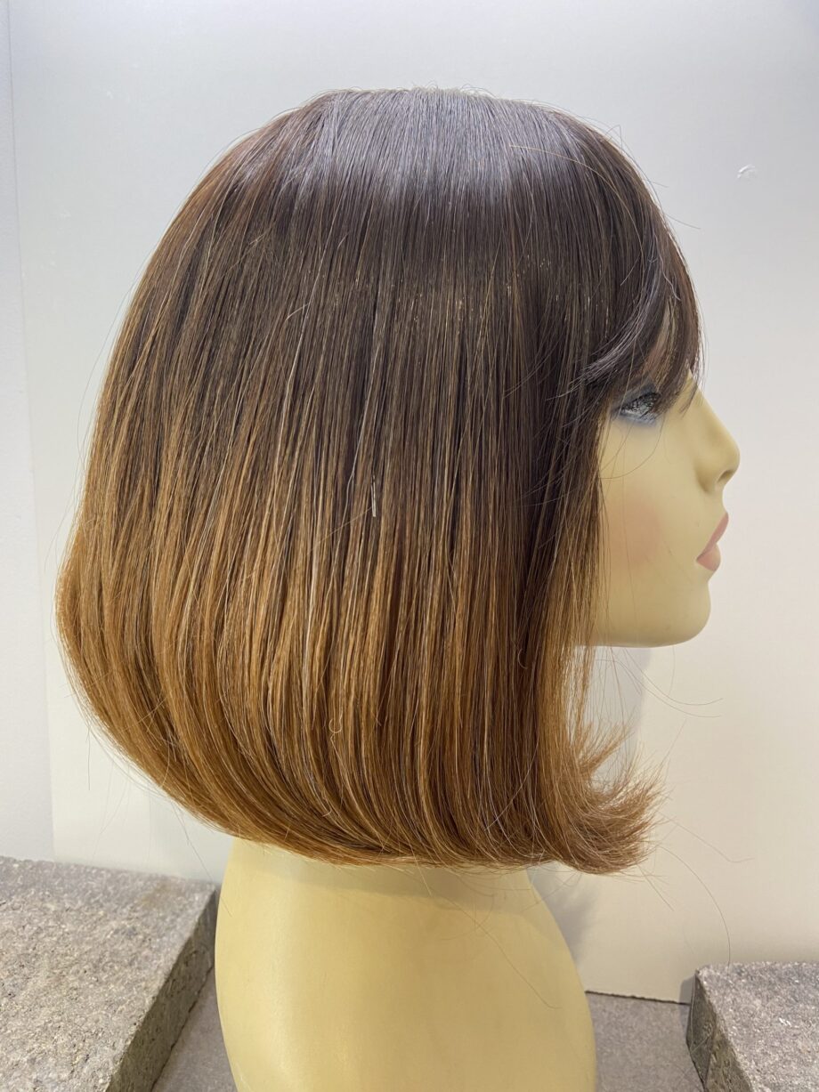 Brown rooted wig. Brms709