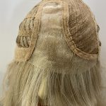 Light blonde highlighted wig. Blms714
