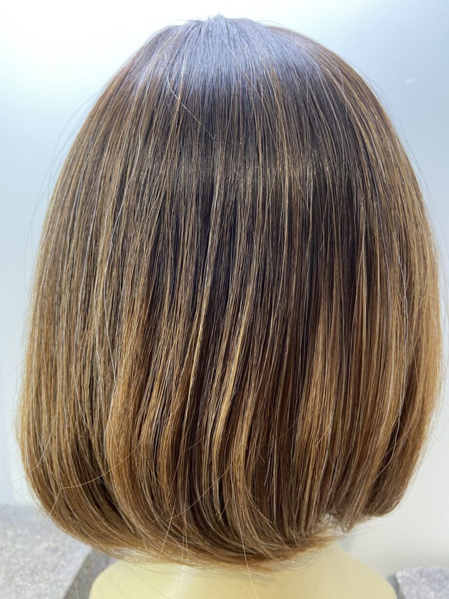 Brown rooted wig. Brms709