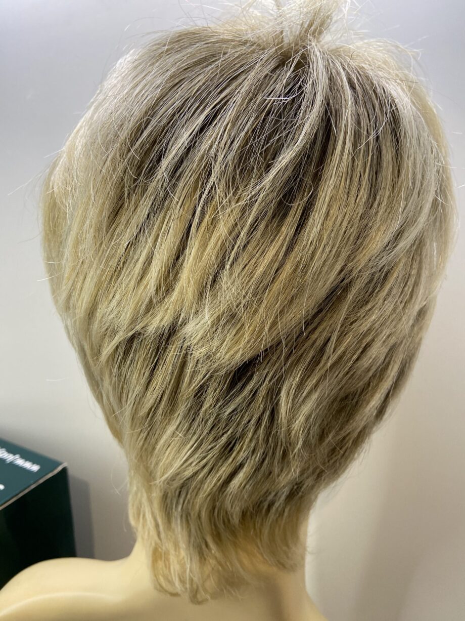 Boxed Blonde rooted short wig. Bblss254