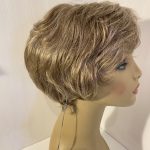 New frosted pearl short wig. Bblsw256