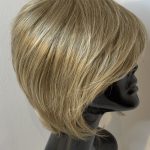 Blonde mid length wig. Blms5173