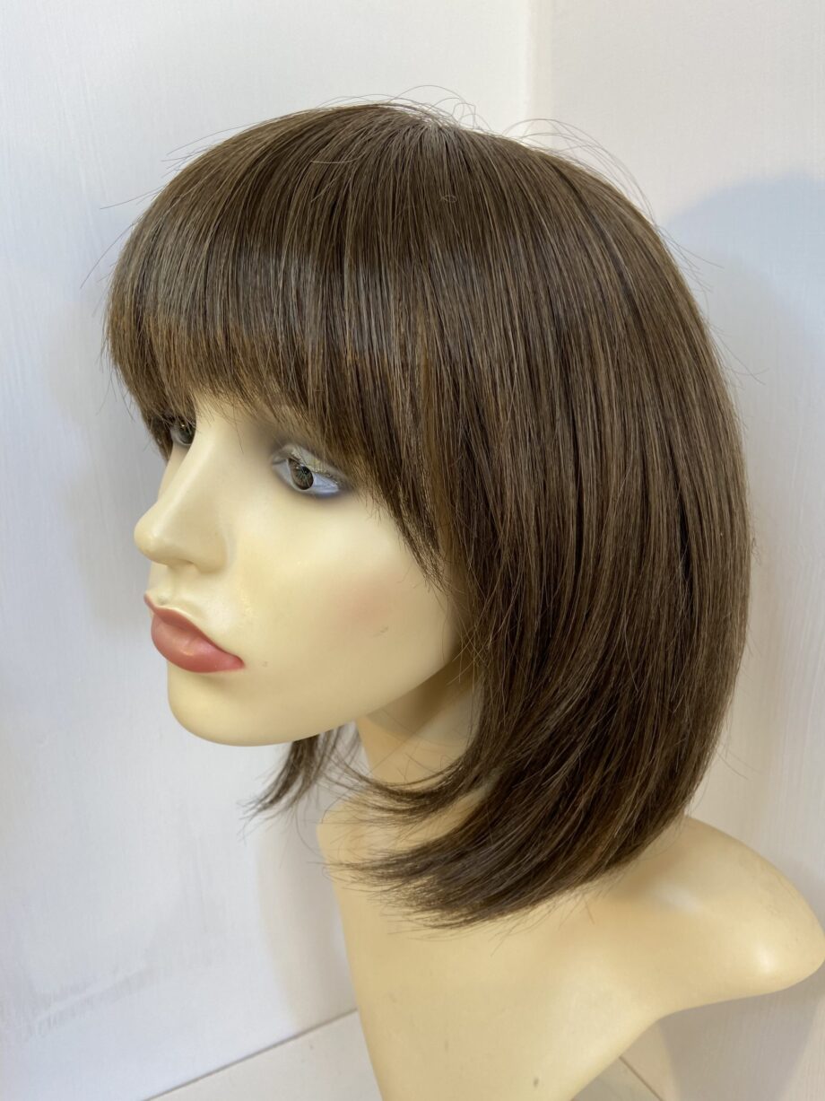 Brown designer bob. Brls744