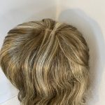 Blonde long wavy highlighted wig. Bllw746