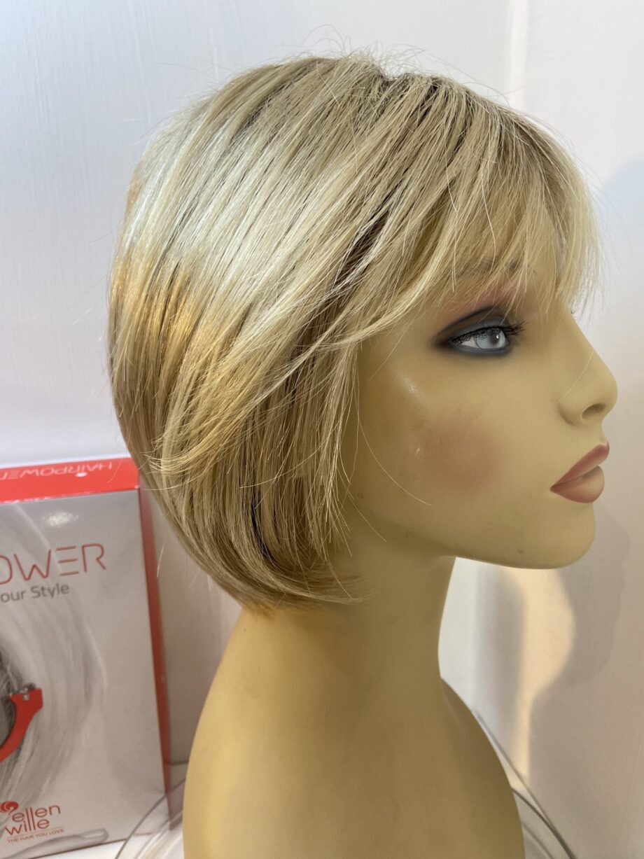 Designer blonde rooted wig. Bblss280