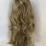 Blonde long wavy highlighted wig. Bllw746