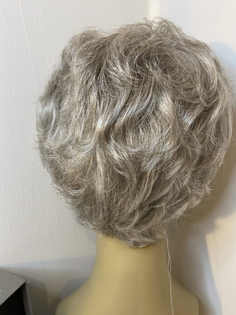 New platinum grey boxed wig. Bgsw266