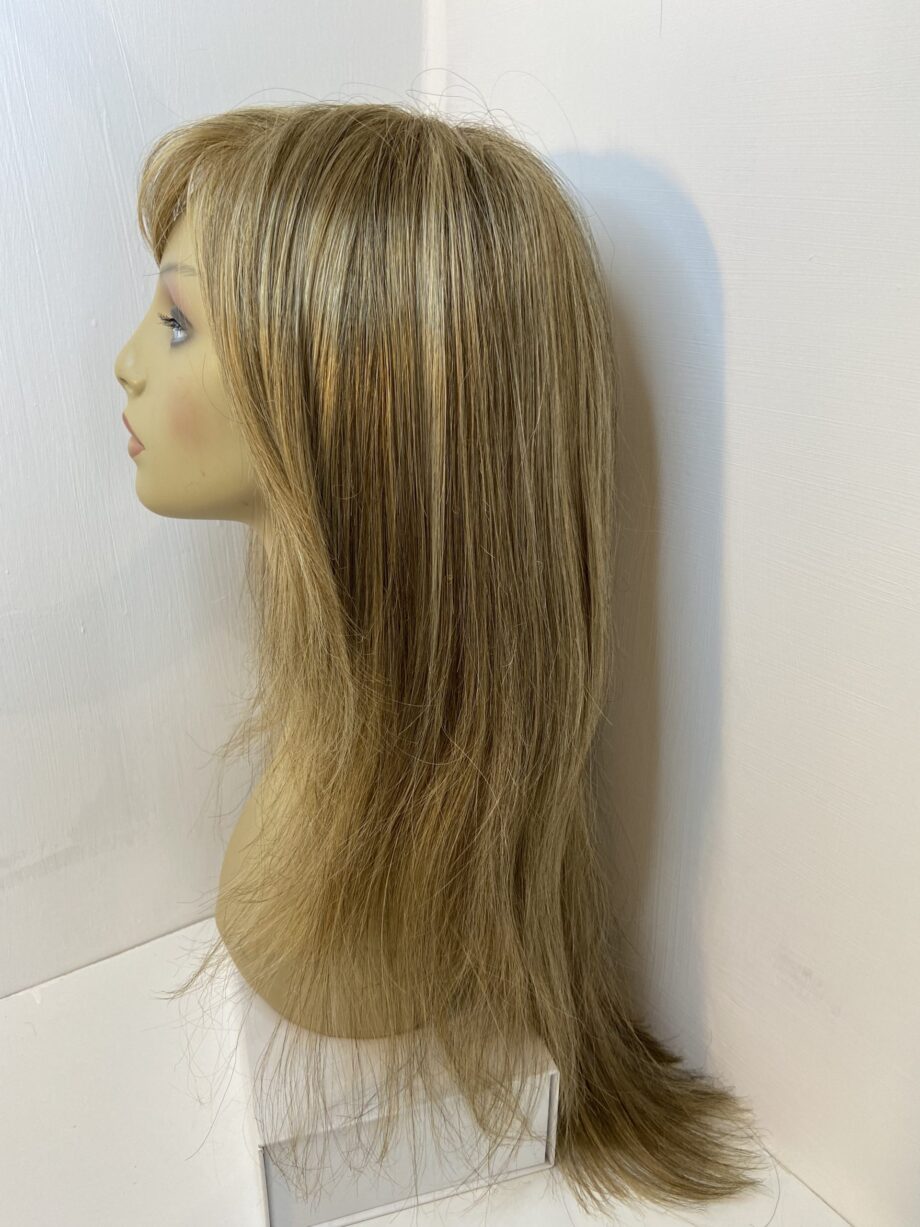 Very long blonde highlighted  wig. Blls8024