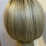 Shiny blonde rooted short wig. Bblms285