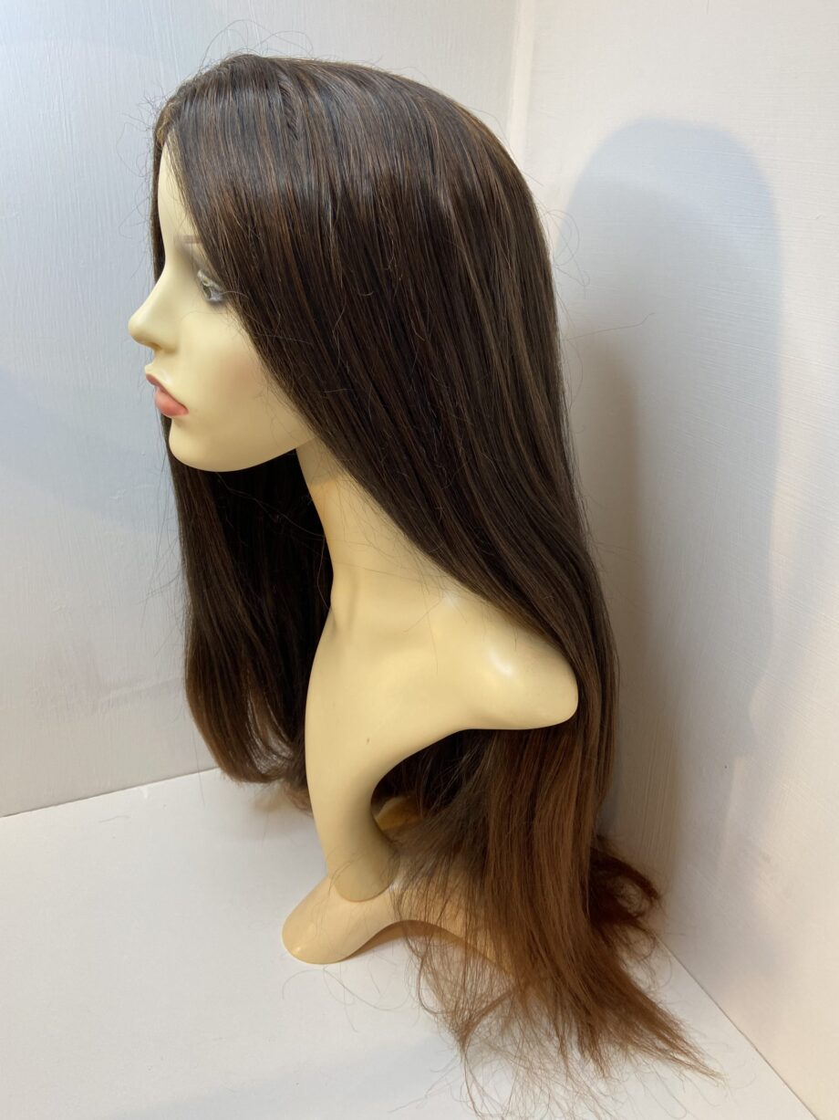 Very long brown wig. Brls5156