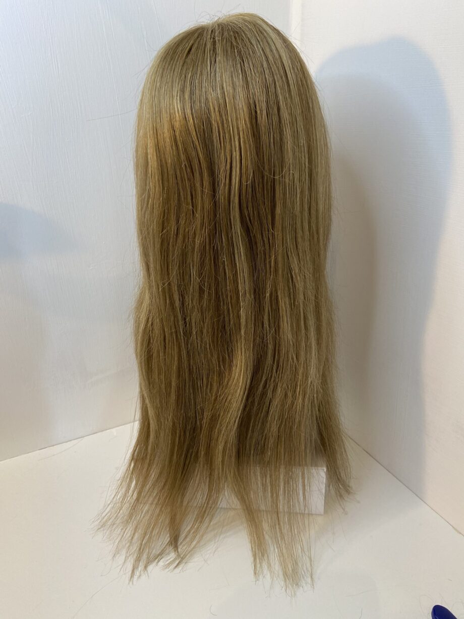 Extra long Noriko blonde wig. Blls8023